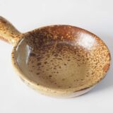 Sandstone water butter assembly