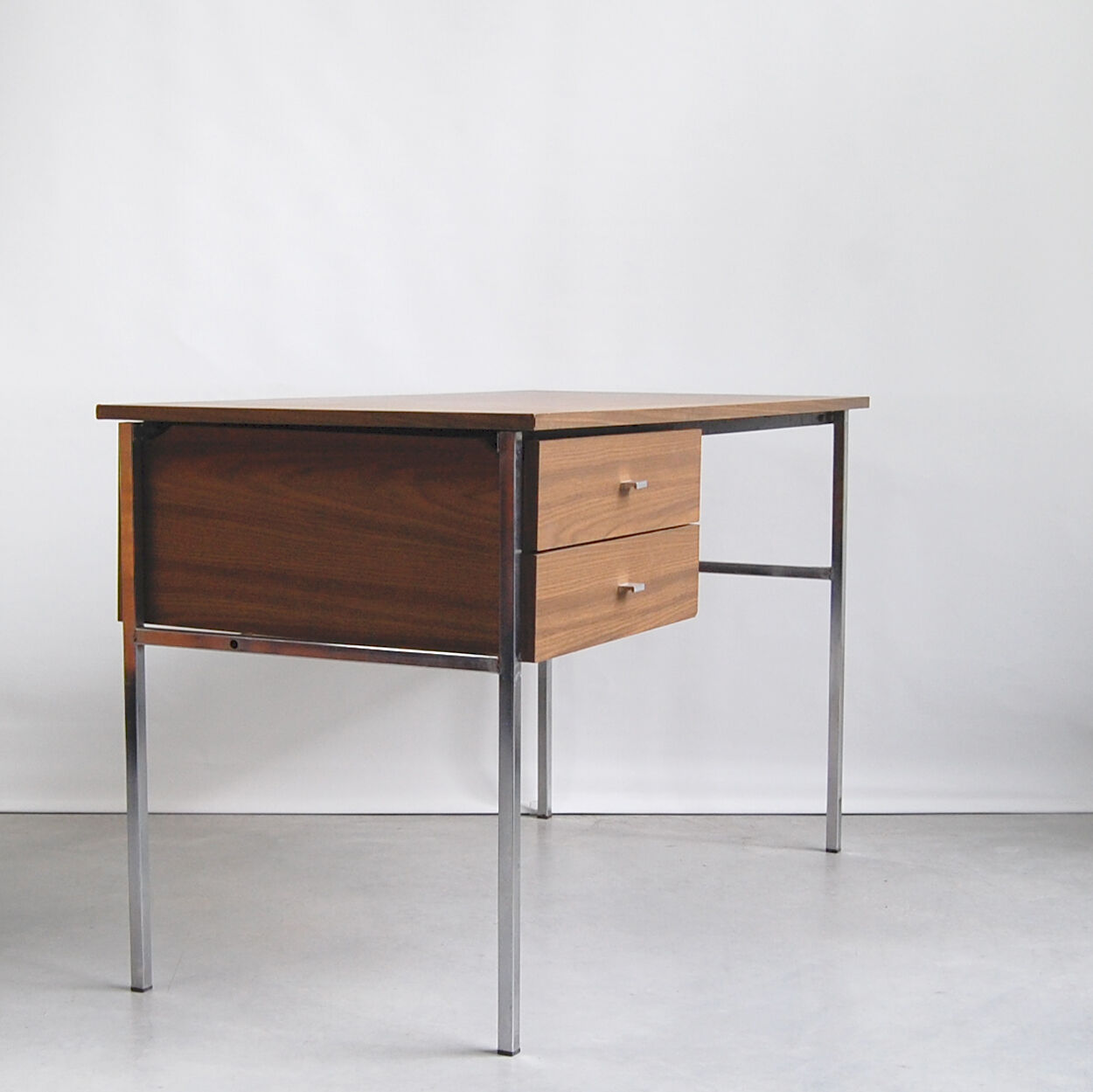 Student desk by Pierre Guariche for Meurop 1960s