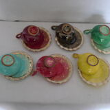 Series of 6 cups and colorful 60s cups