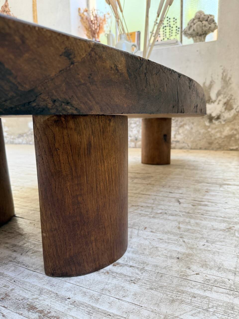 Table basse années 50 plateau bois exotique XXL