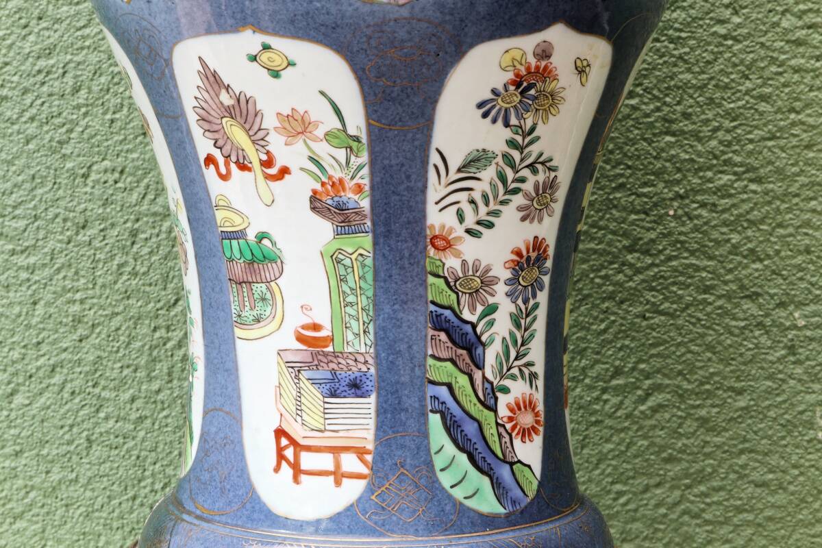 Lamp base, Chinese porcelain, Kangxi style, late 19th century.