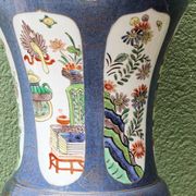 Lamp base, Chinese porcelain, Kangxi style, late 19th century.