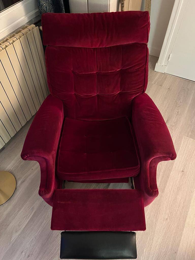 Vintage Parker Knoll red velvet recliner chair circa 1970