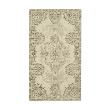 Handmade One-of-a-Kind Oriental Beige Carpet 164 cm x 289 cm