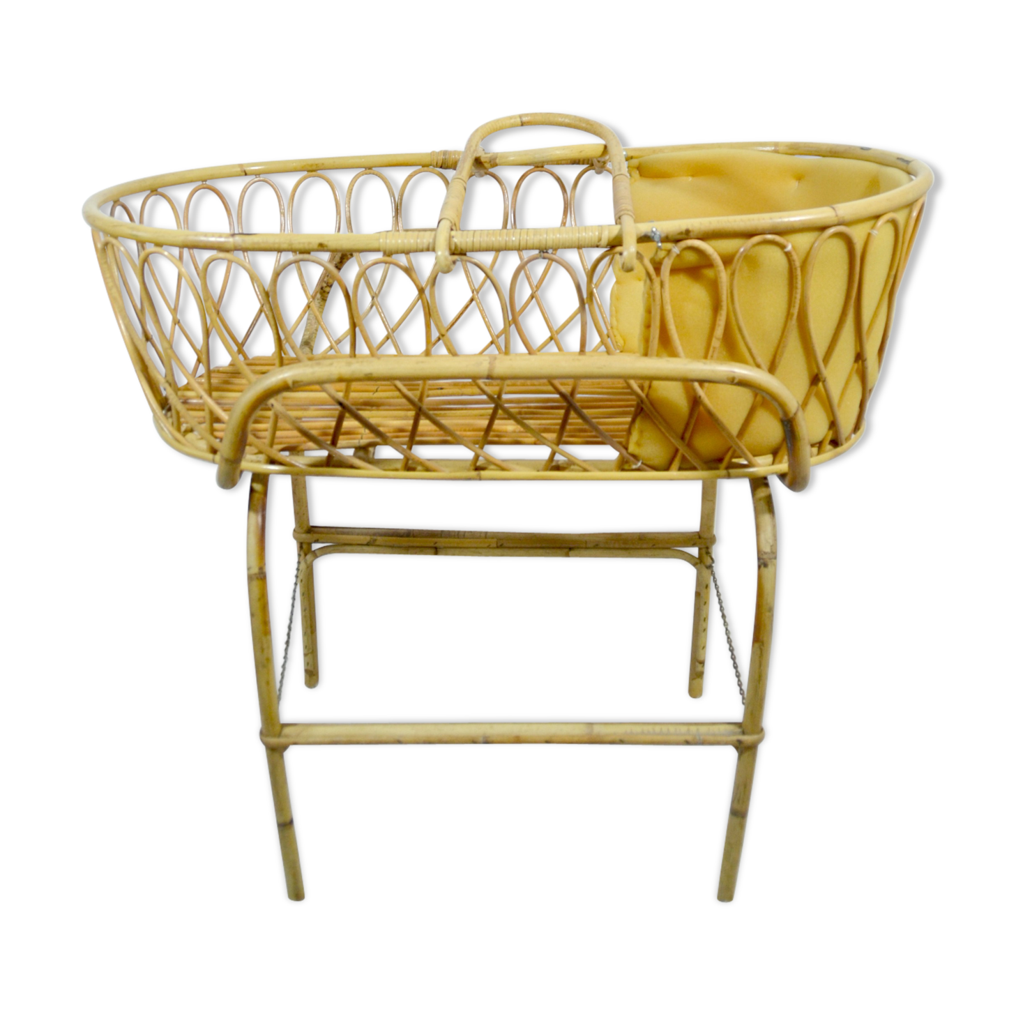 Bassinet baby rattan on foot