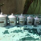 Series of 6 spice pots