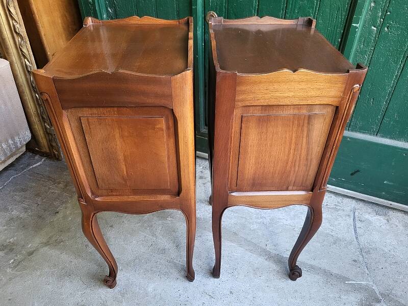 PAIRE DE CHEVETS A 1 TIROIR EN MERISIER