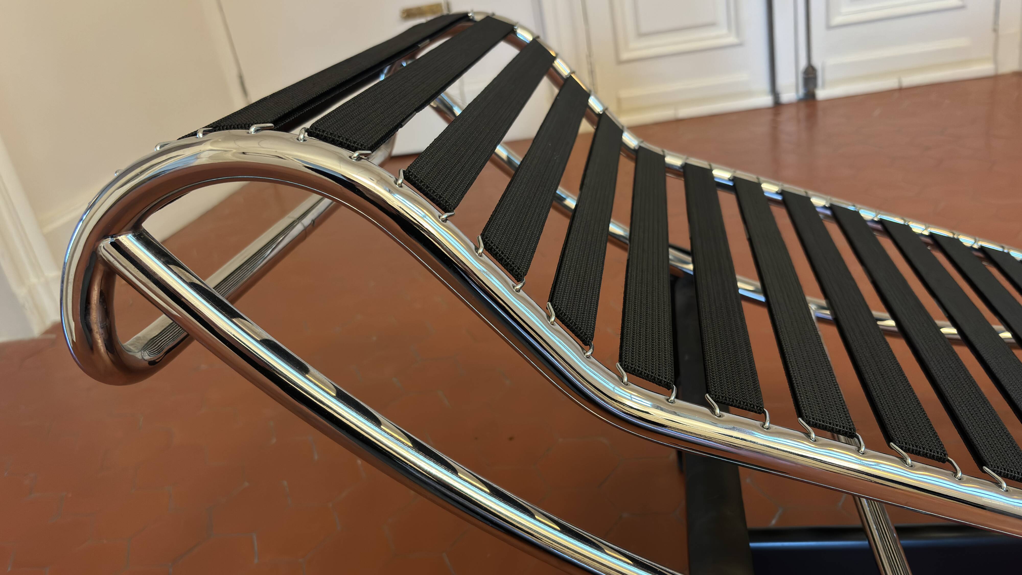 LC4 Chaise Longue Perriand Jeanneret Le Cobusier, cassina edition