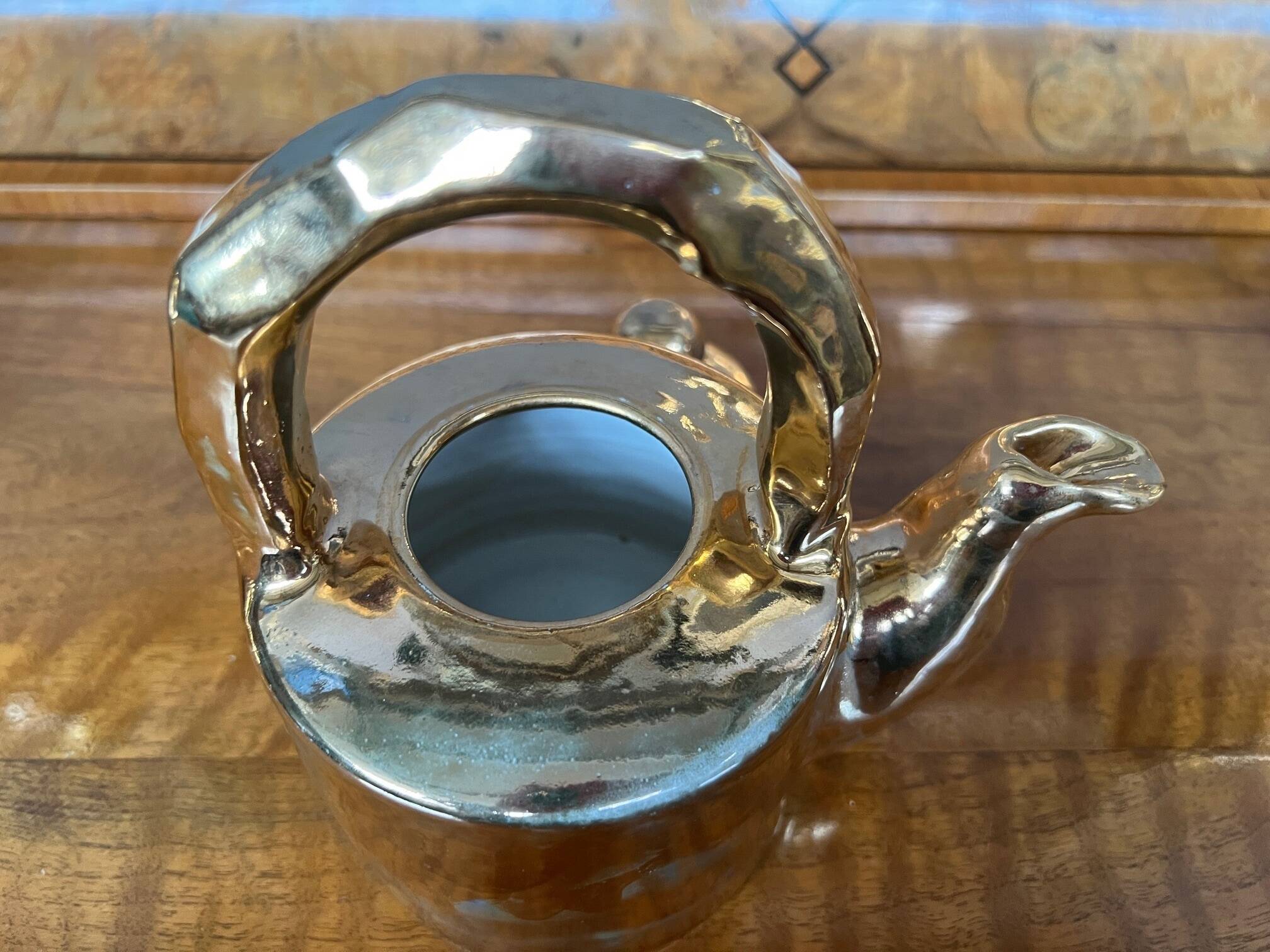 Golden ceramic teapot, model "Charlotte" by Kühn Keramik.