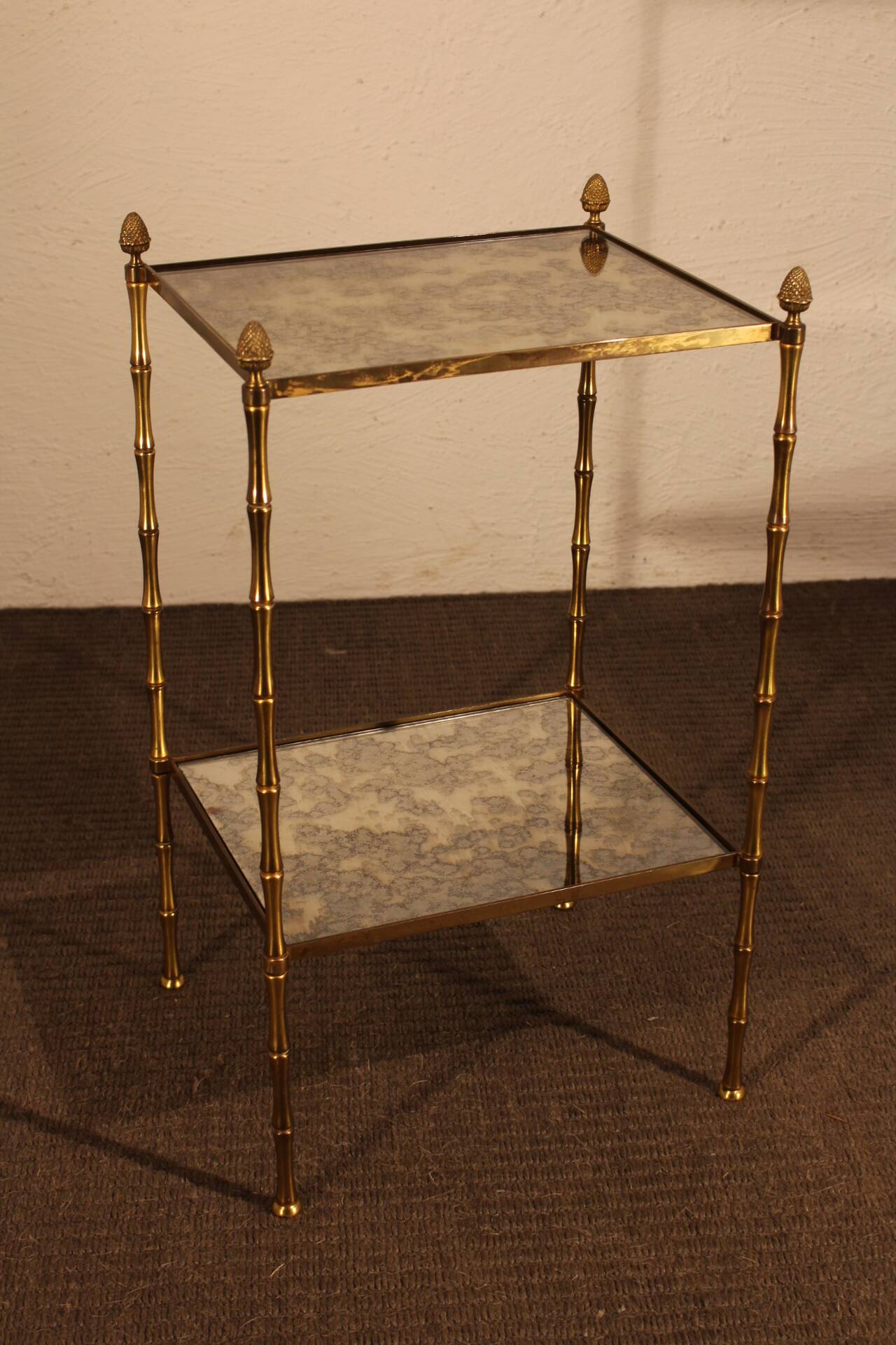 Bout de canapé style  maison Bagues