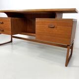 Vintage desk from G-Plan  by Victor Wilkins from the 1960s.