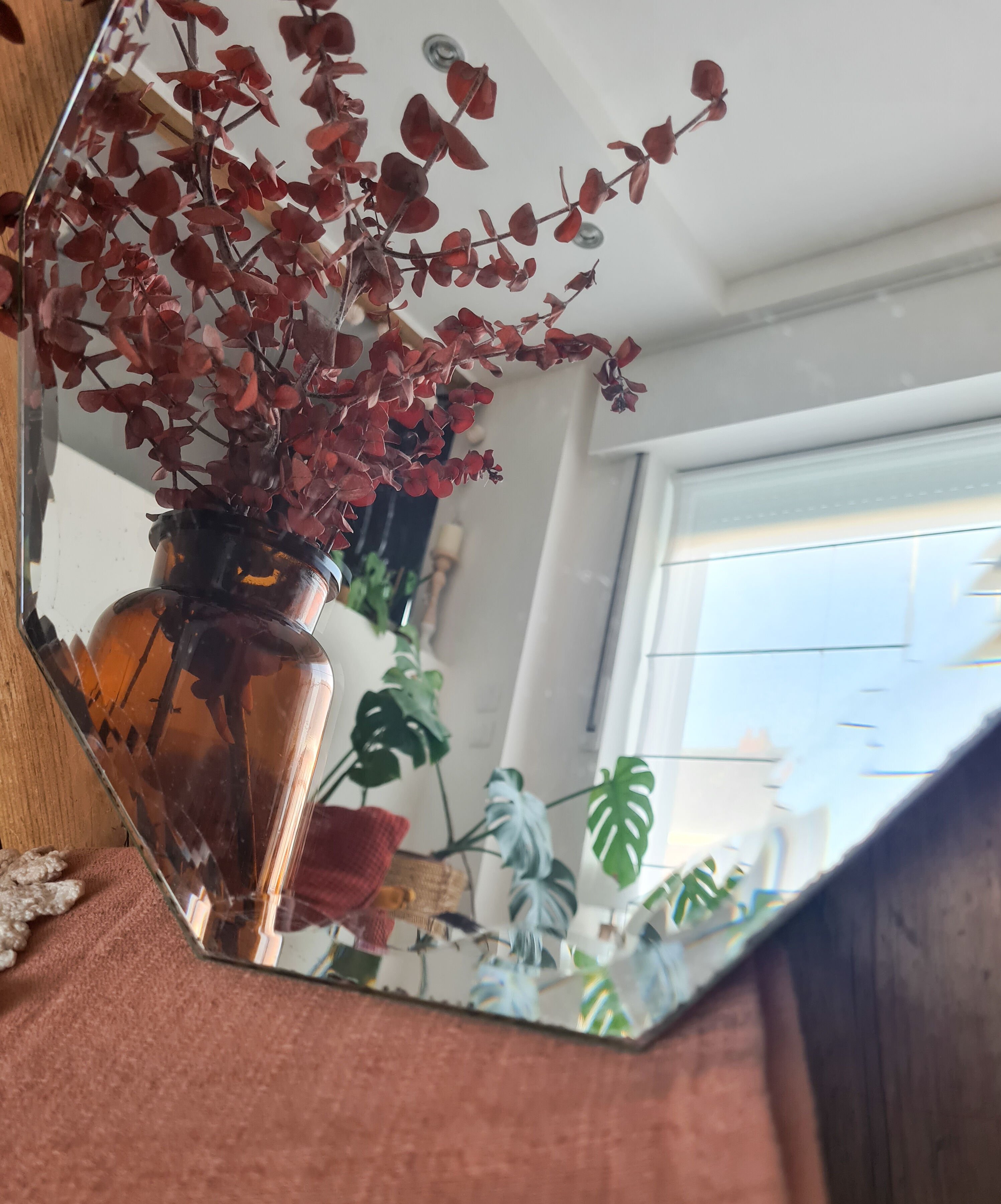 Bevelled octagonal ancient mirror