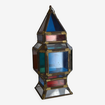 Lantern lampshade in colored stained glass