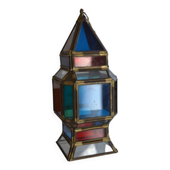 Lantern lampshade in colored stained glass