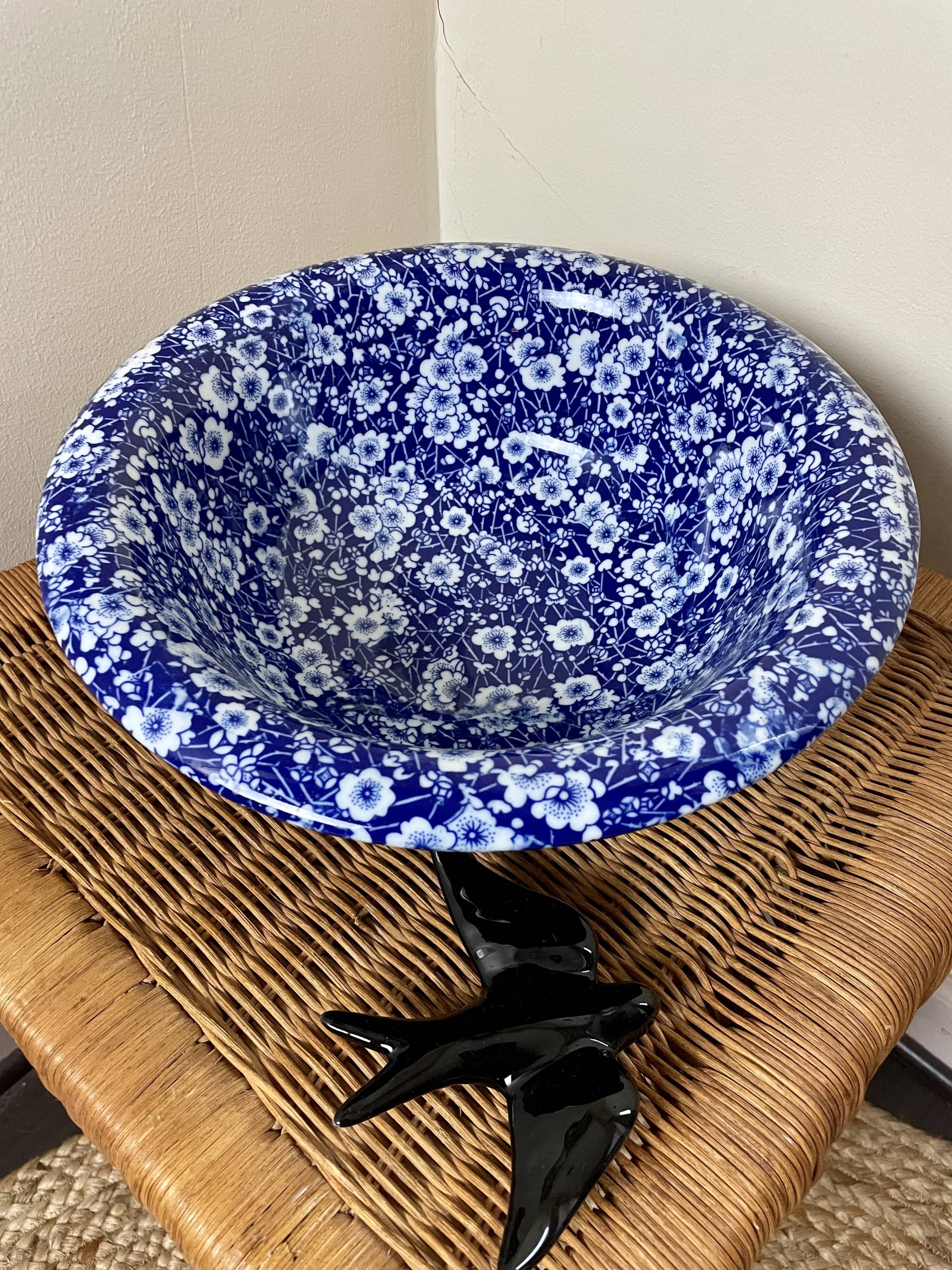 Cauldron Victoria Ware Ironstone