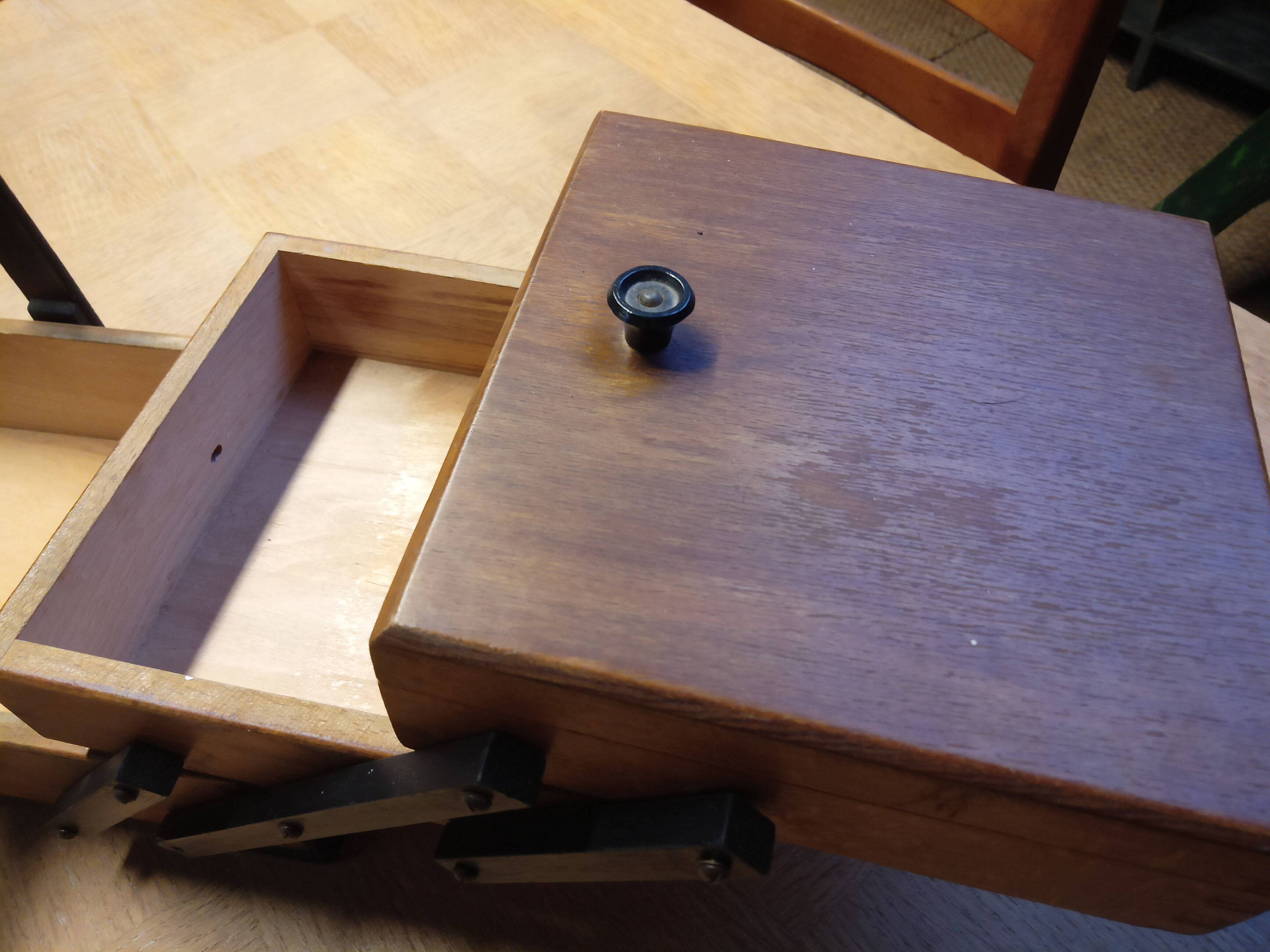 Sewing box