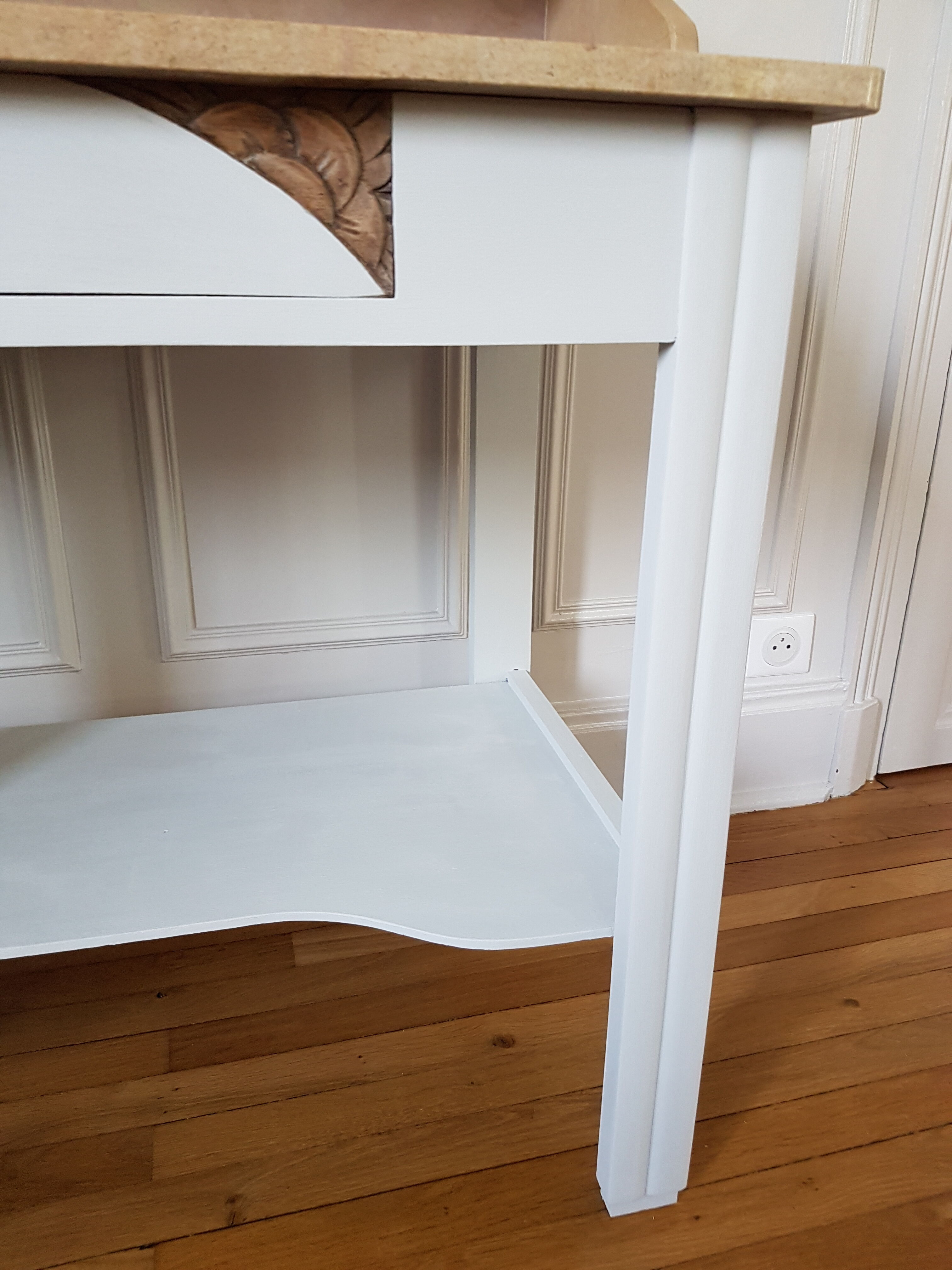 Art Deco hairdresser