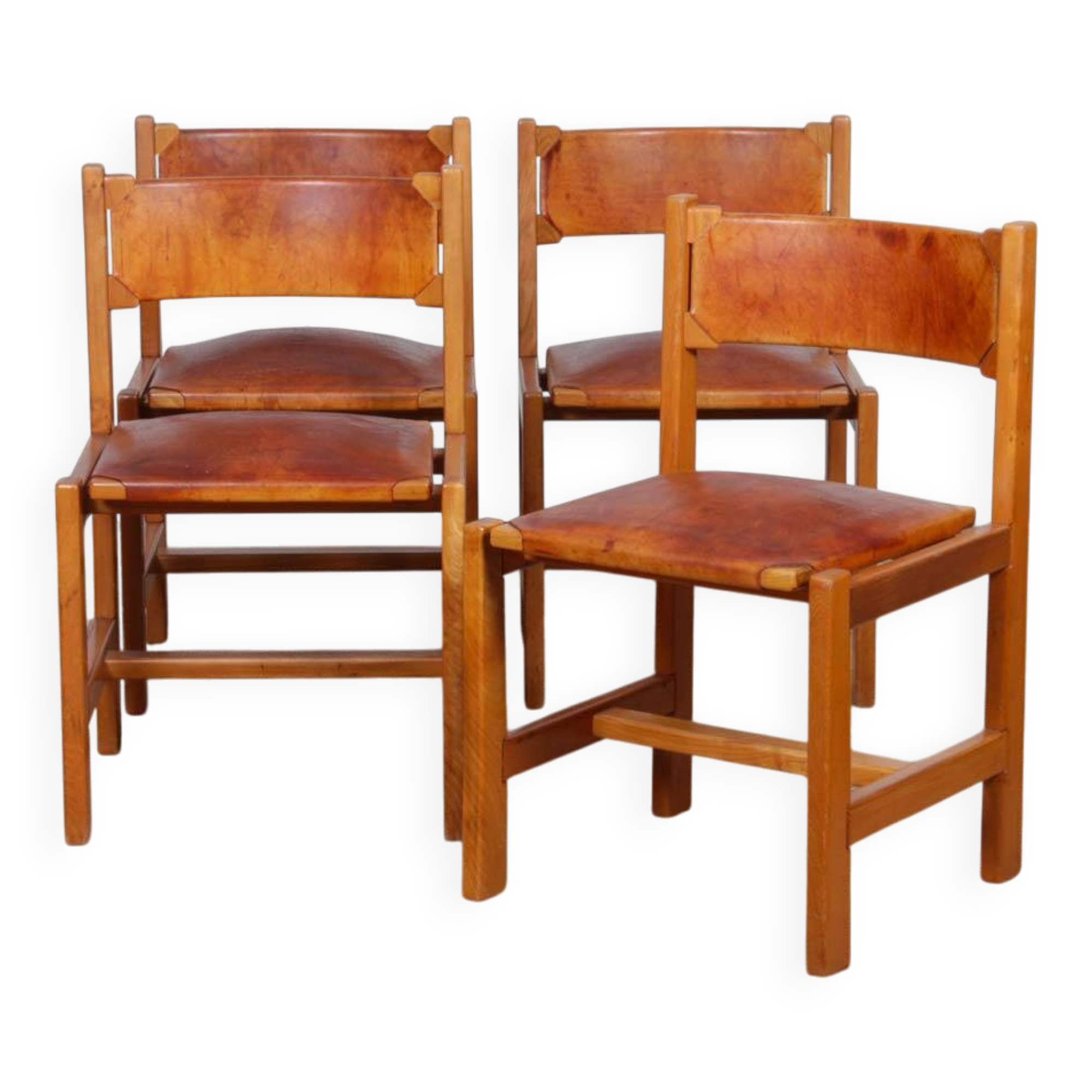 Ensemble de 4 chaises Maison Regain en orme et cuir, 1980