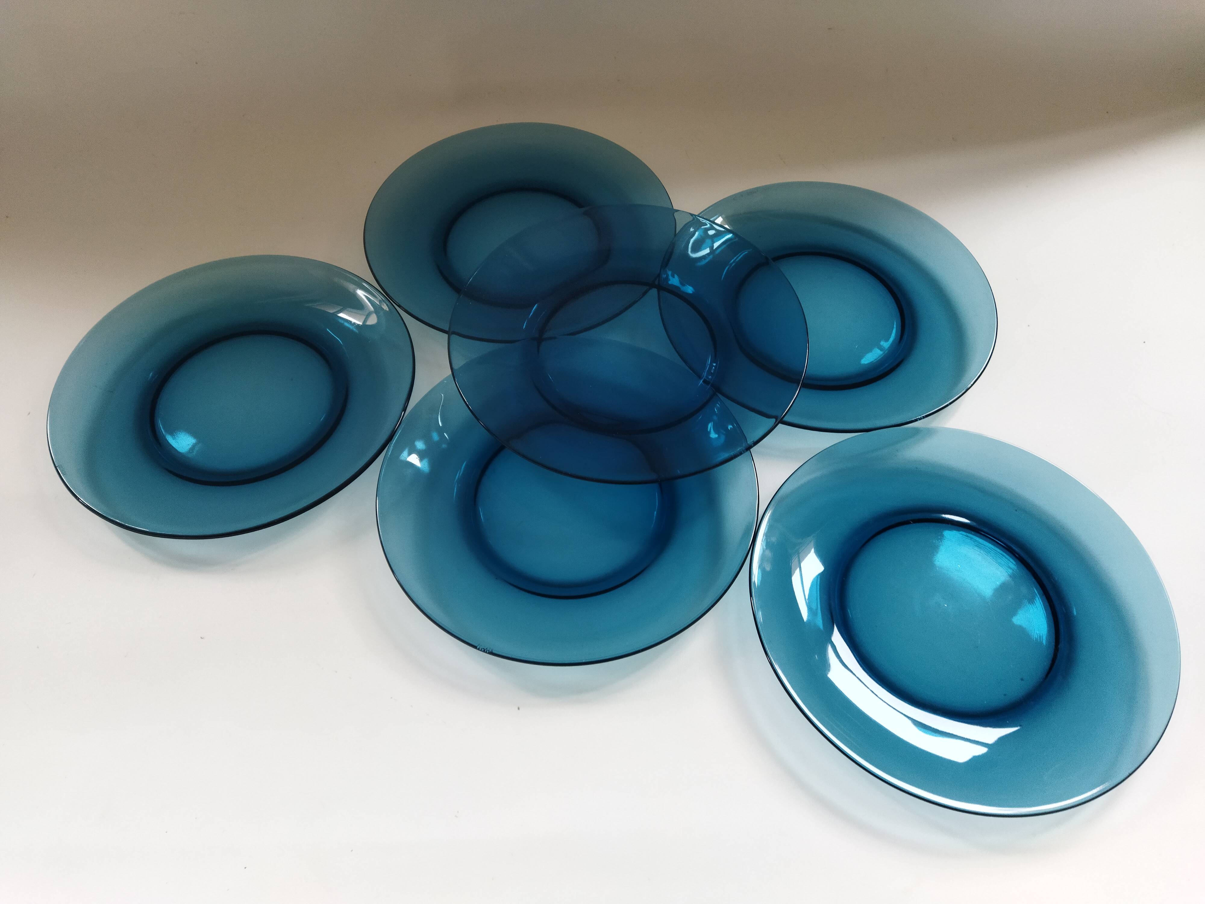 6 Vereco dinner plates