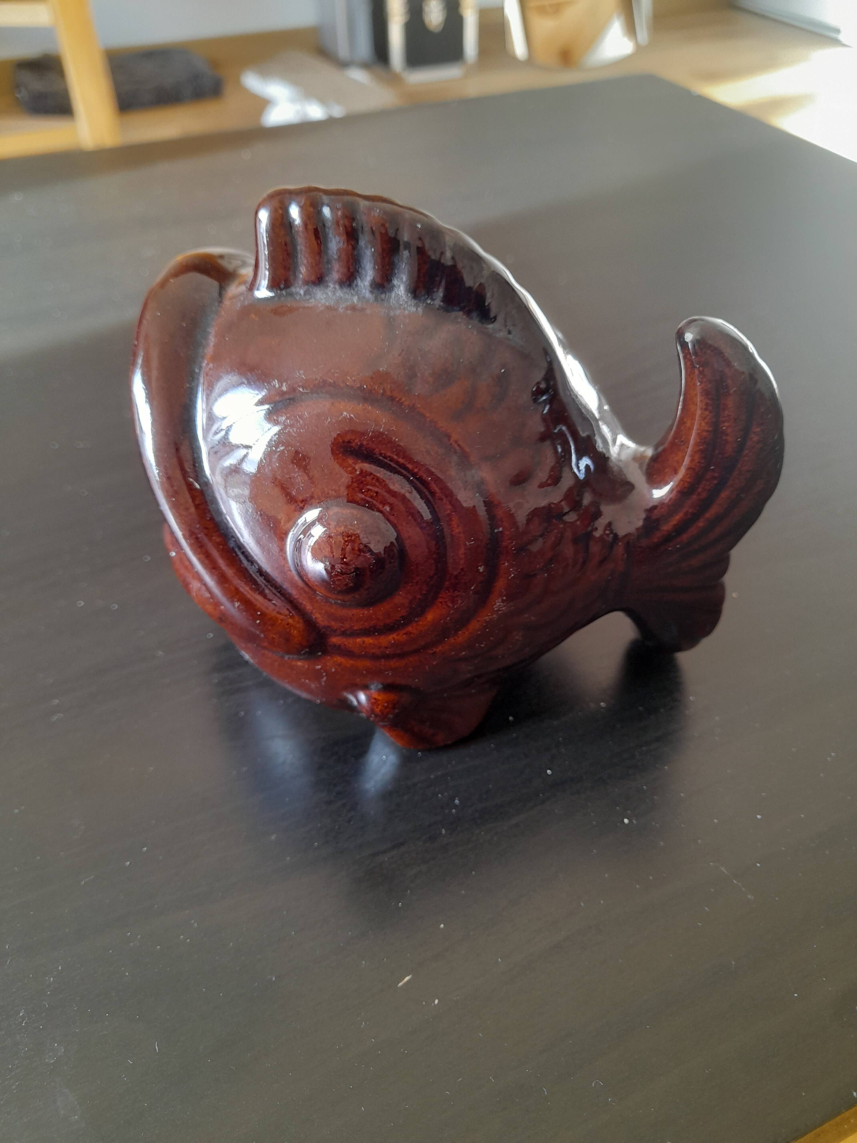 fish ashtray