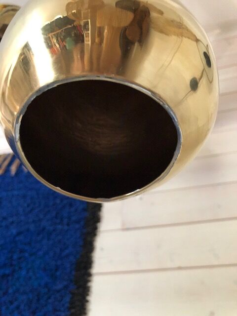 Suspension in gilded metal. Model B