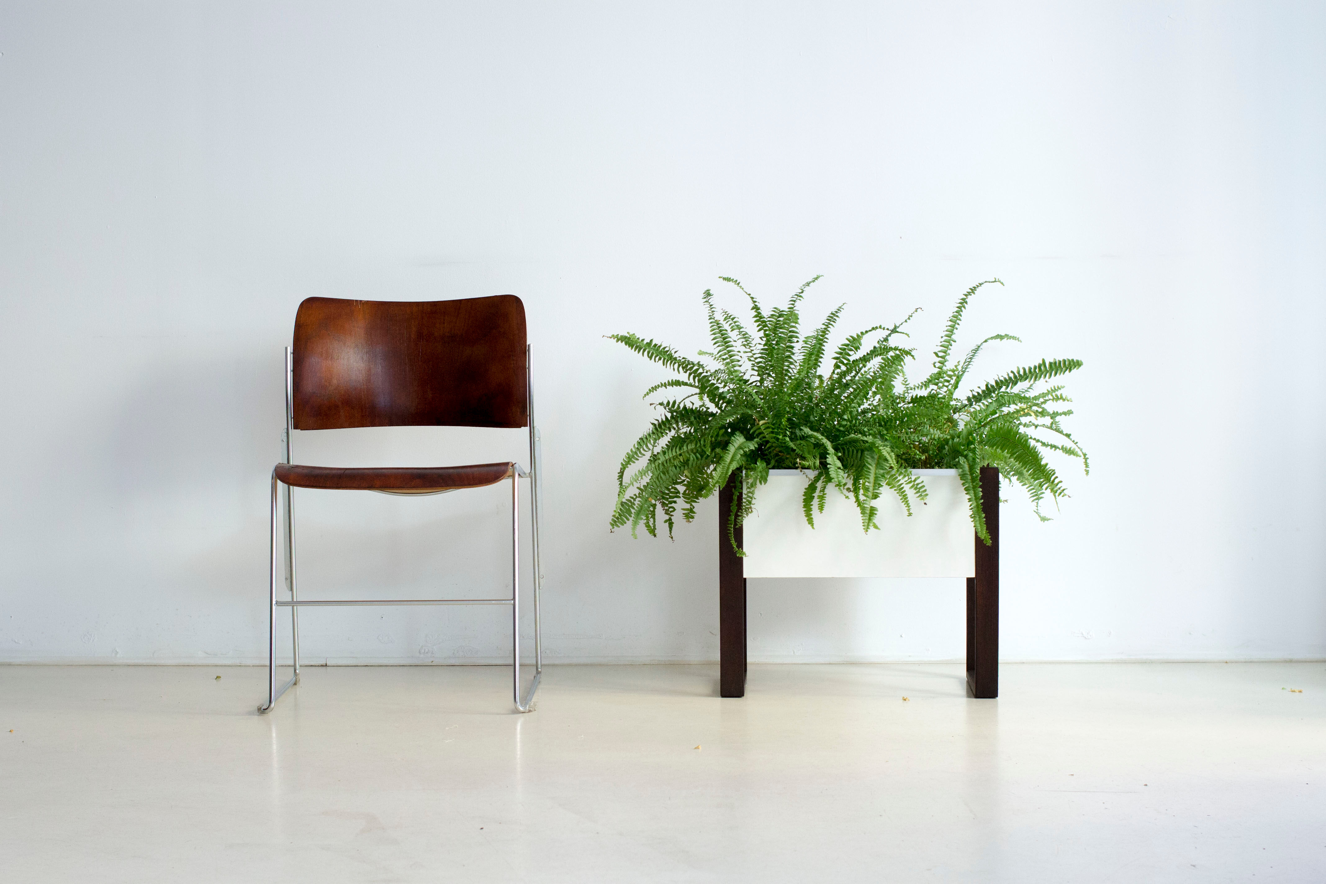 Scandinavian gardener 60s