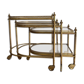 Suite of 3 rolling trundle services in brass and glass