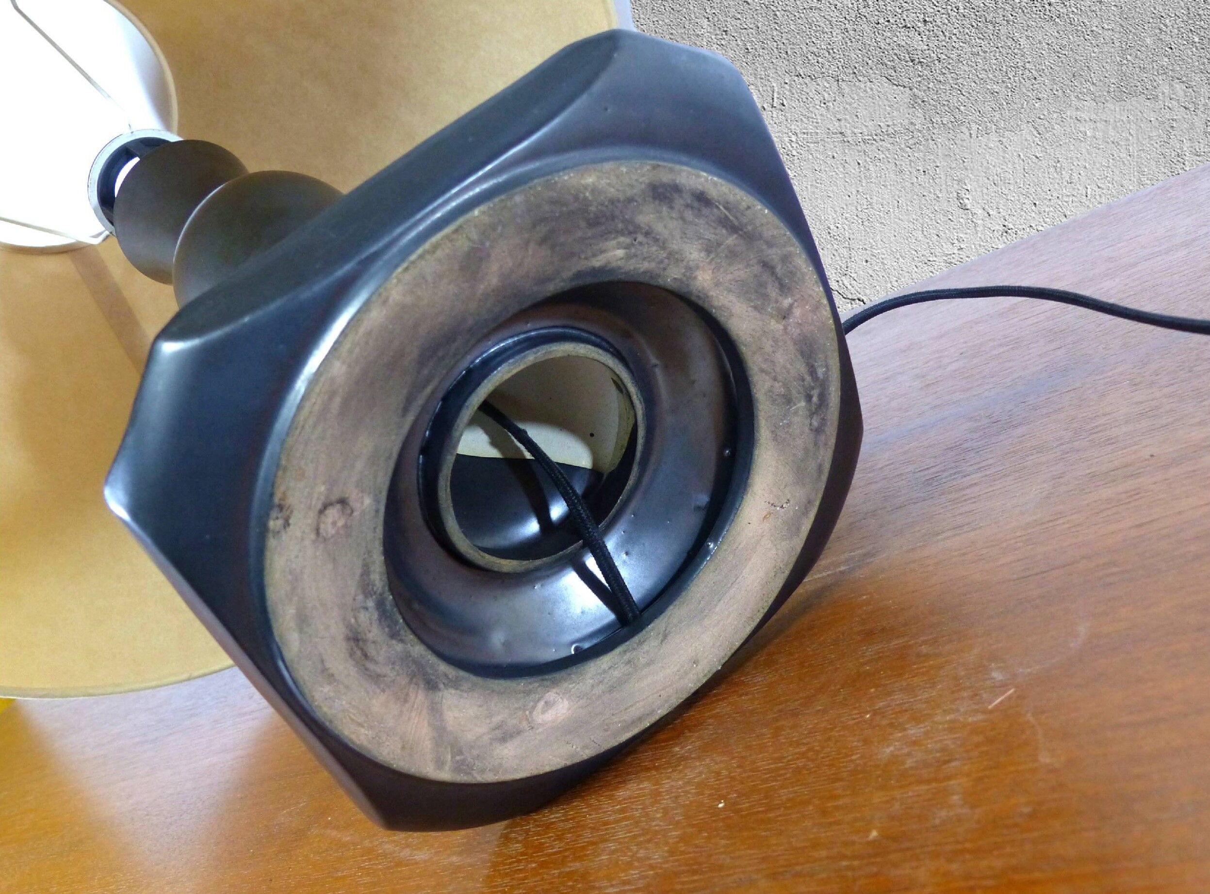 Baluster lamp in glossy black enamelled earthenware