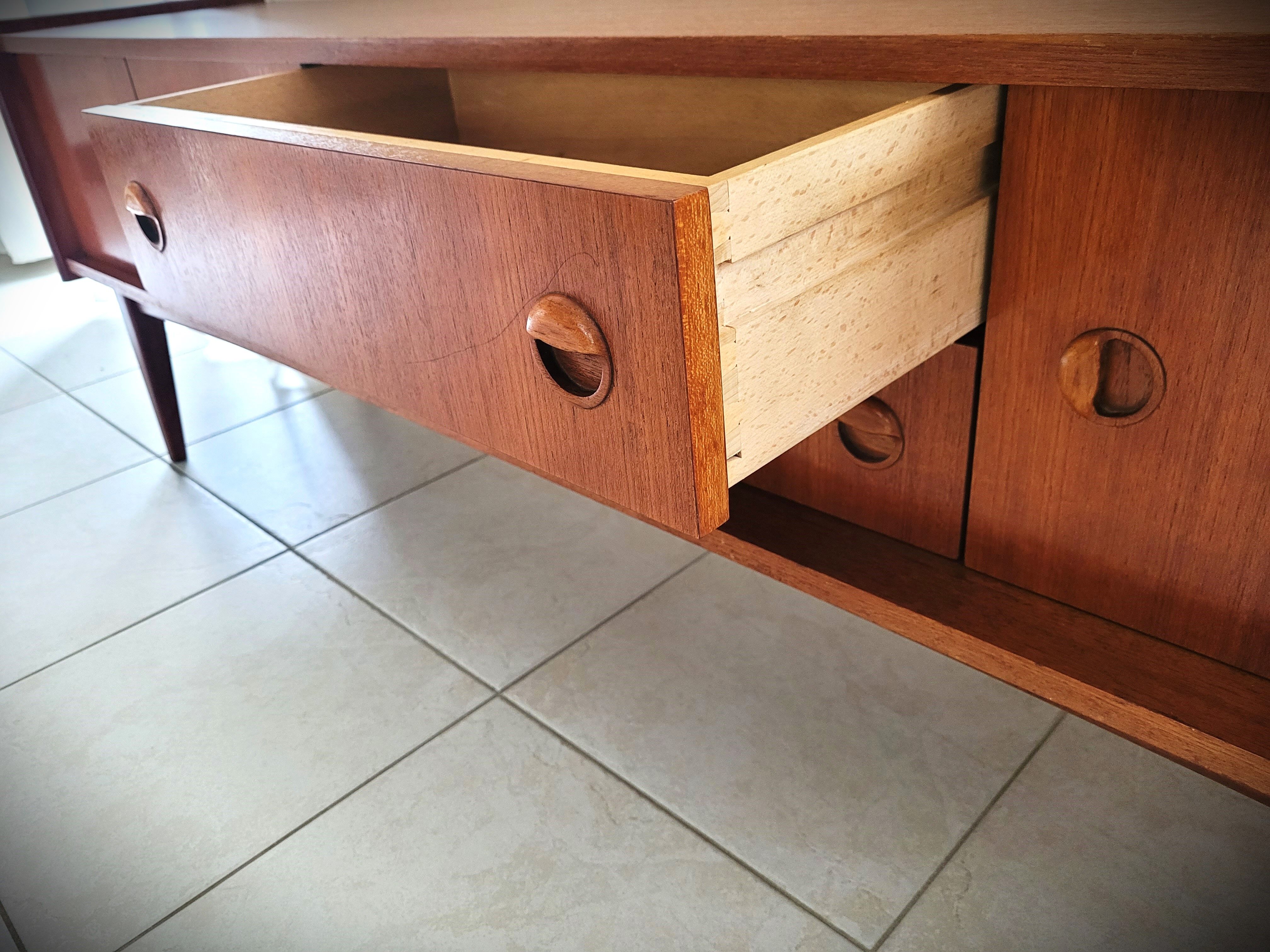 Enfilade design scandinave en teck vintage