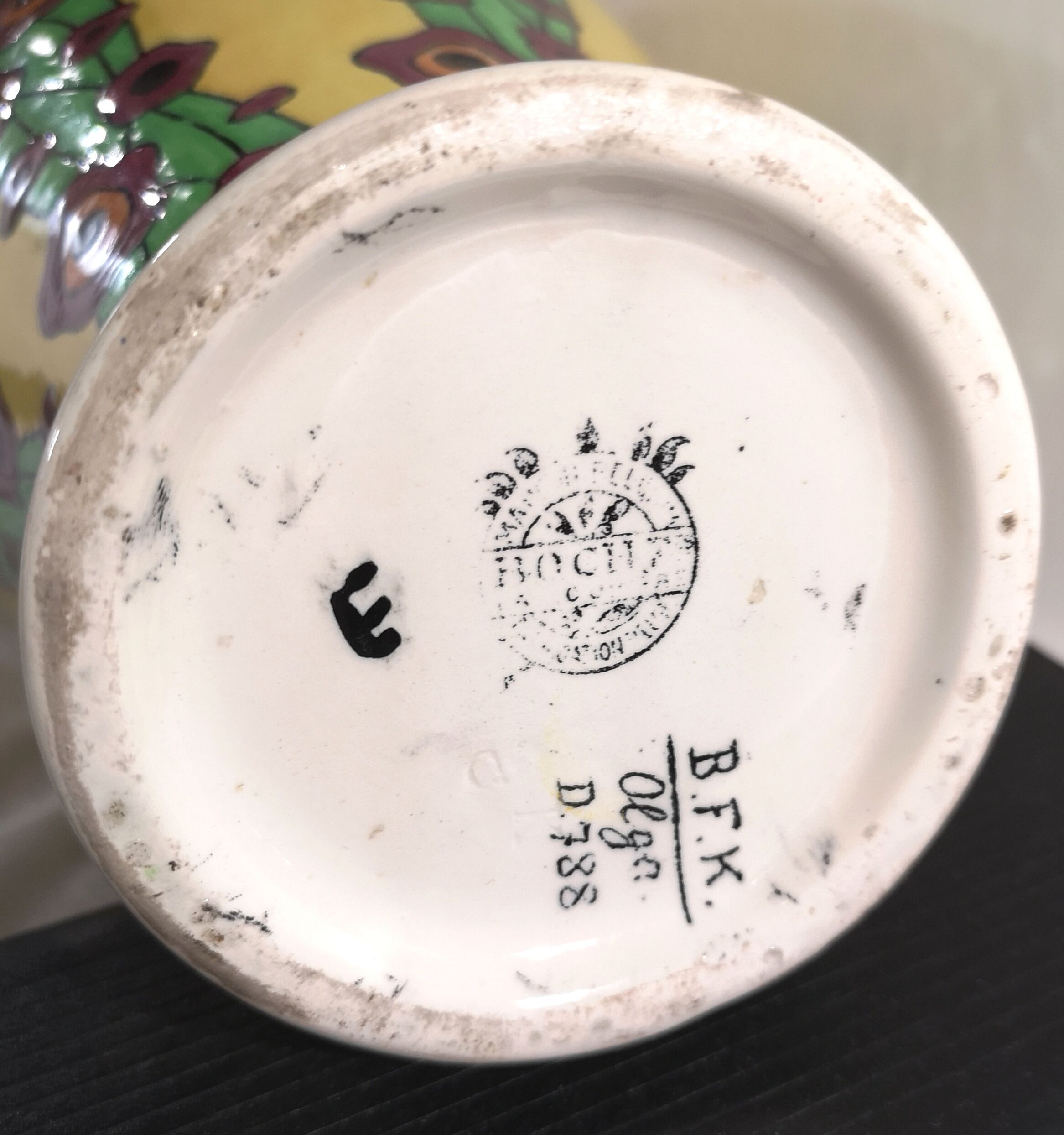 Art deco vase C. Catteau