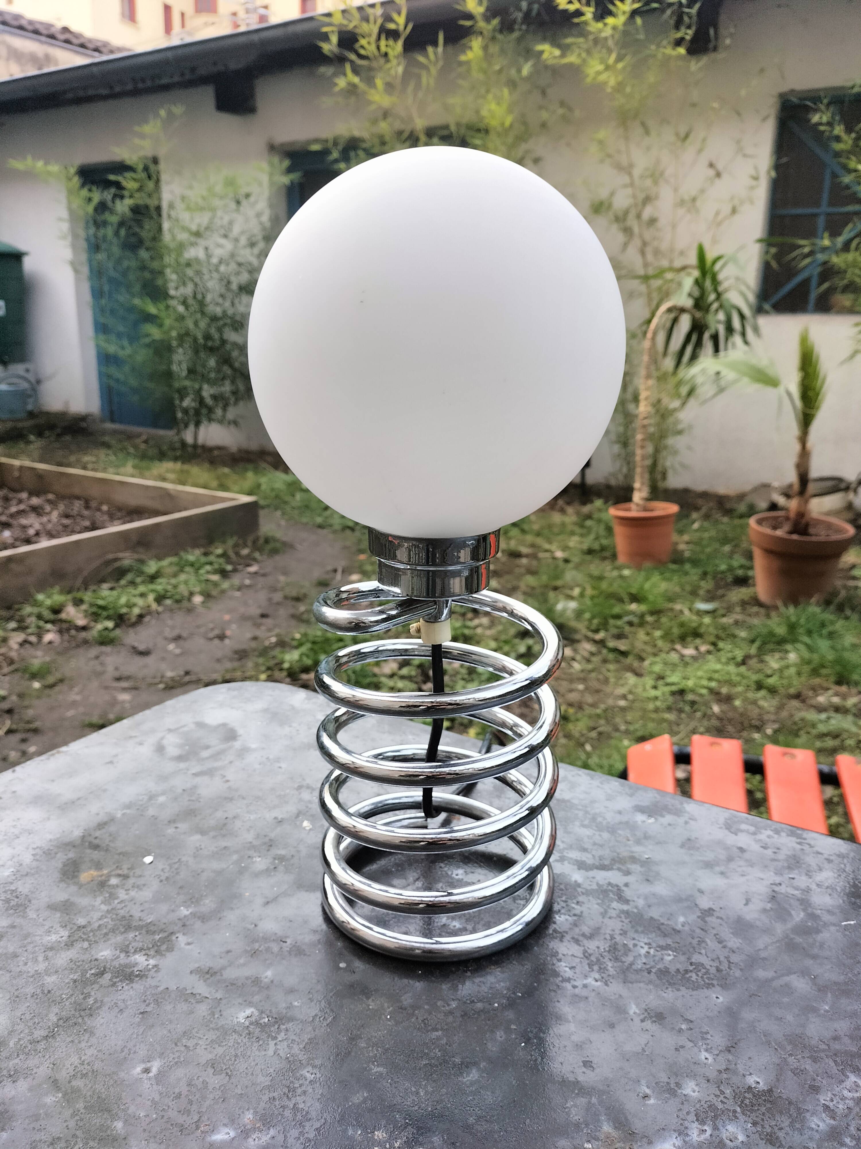 Ingo maurer spring lamp