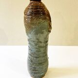 Vase en grès vernissé et monogrammé