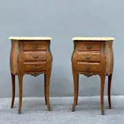 Paire de table de chevet style Louis XV