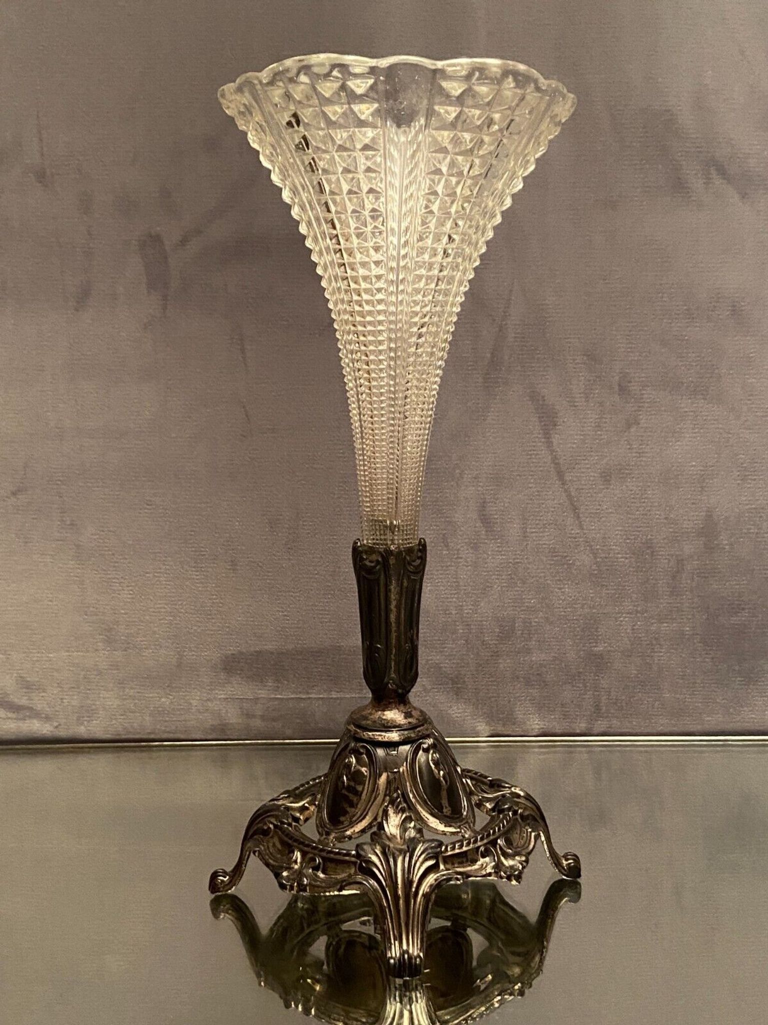 Vase bouquet cone cut crystal Baccarat Saint Louis late nineteenth early twentieth