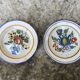 Set of 2 plates with floral pattern