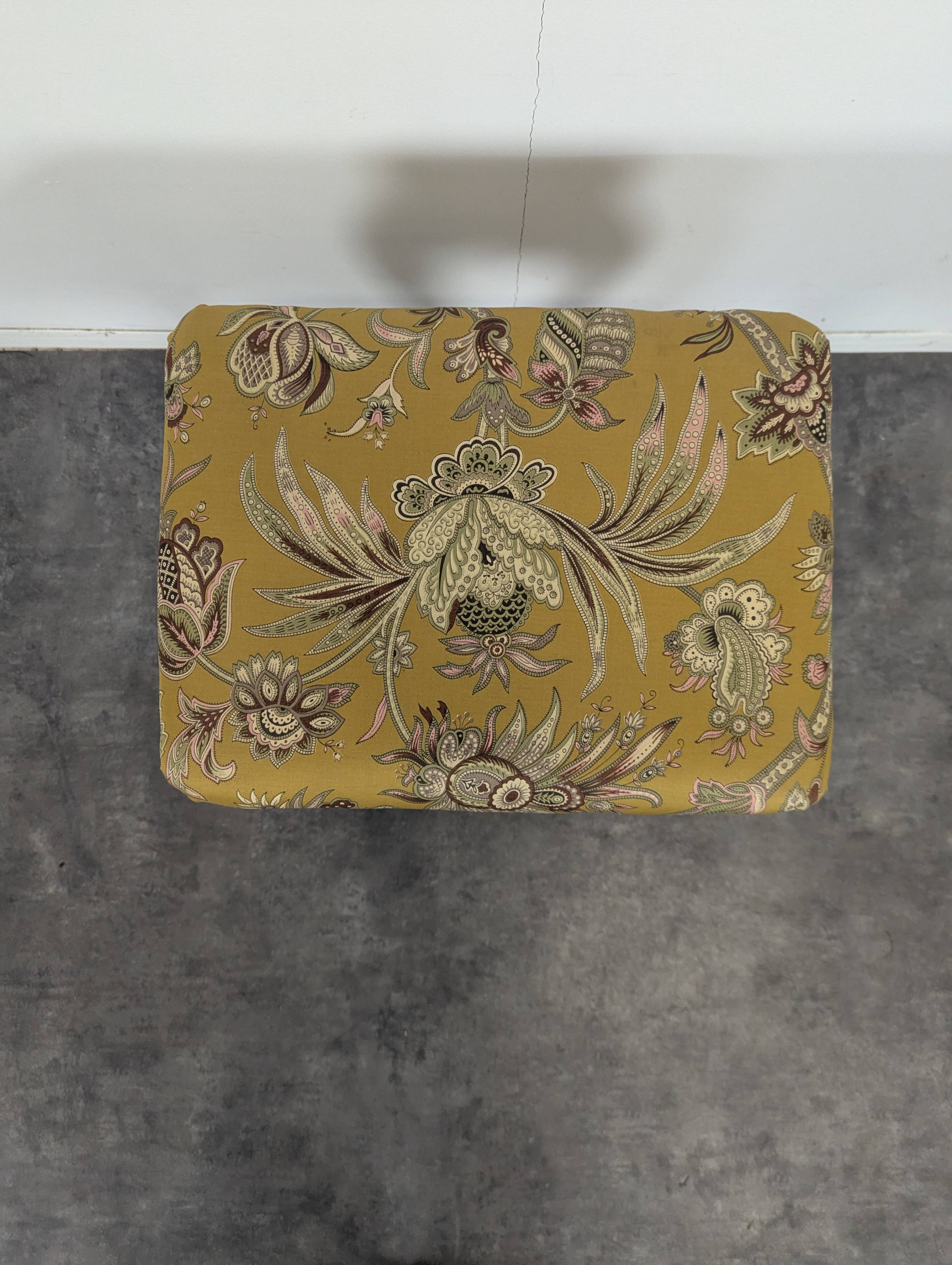 Tabouret en bois doré vénitien