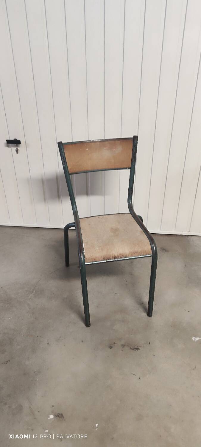 Metal & wood – authentic industrial style