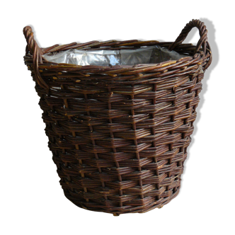 Wicker basket