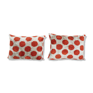 Pair of cushions