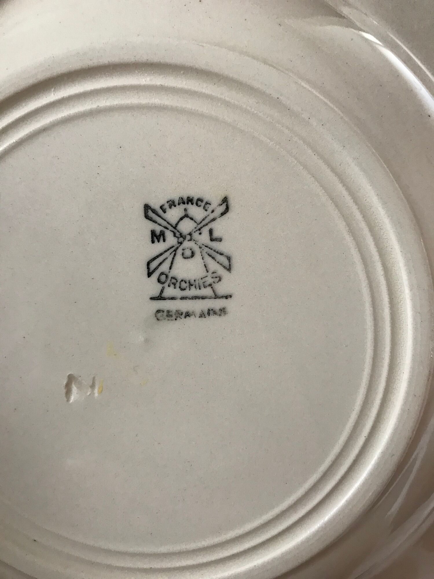 Lot of 16 plates Moulin des Loups Orchies "Germaine"