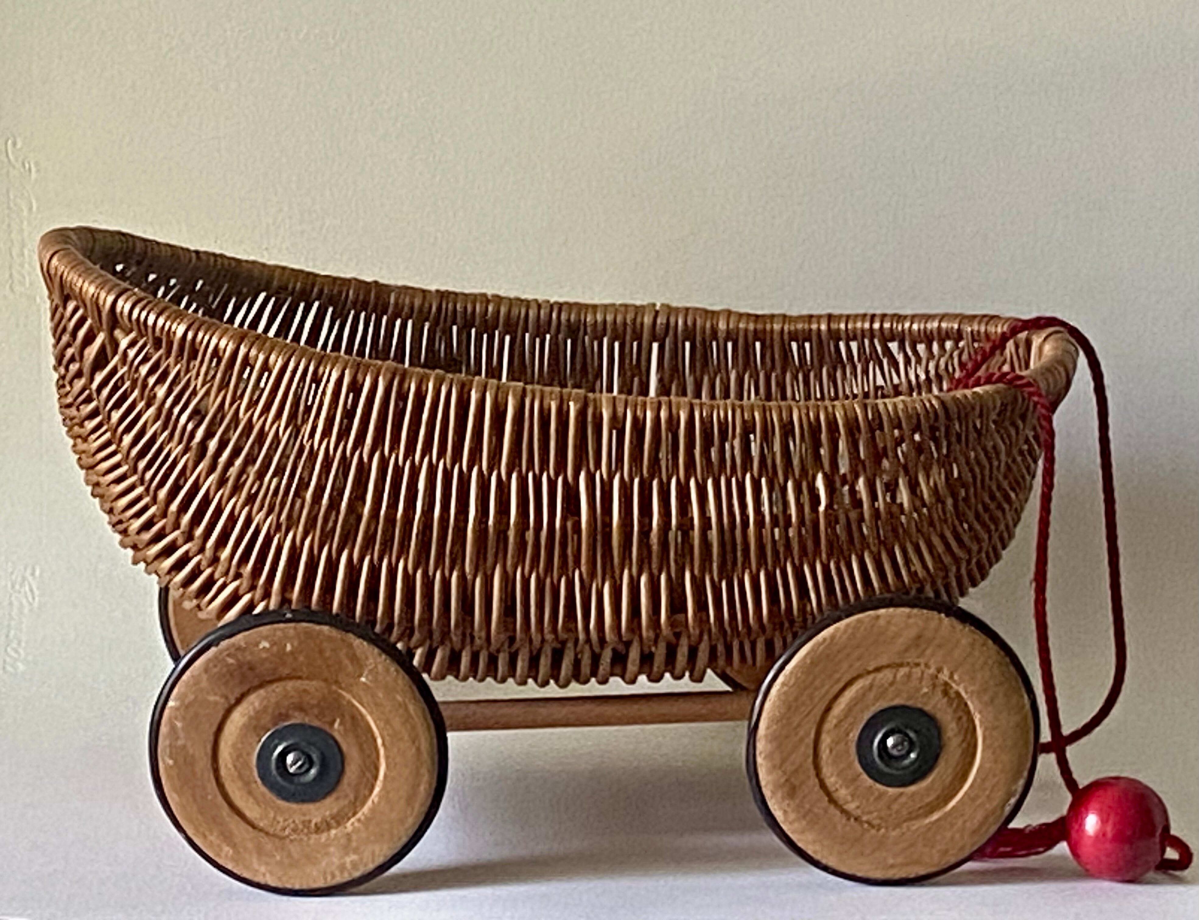Braided wicker cradle, pulling toy