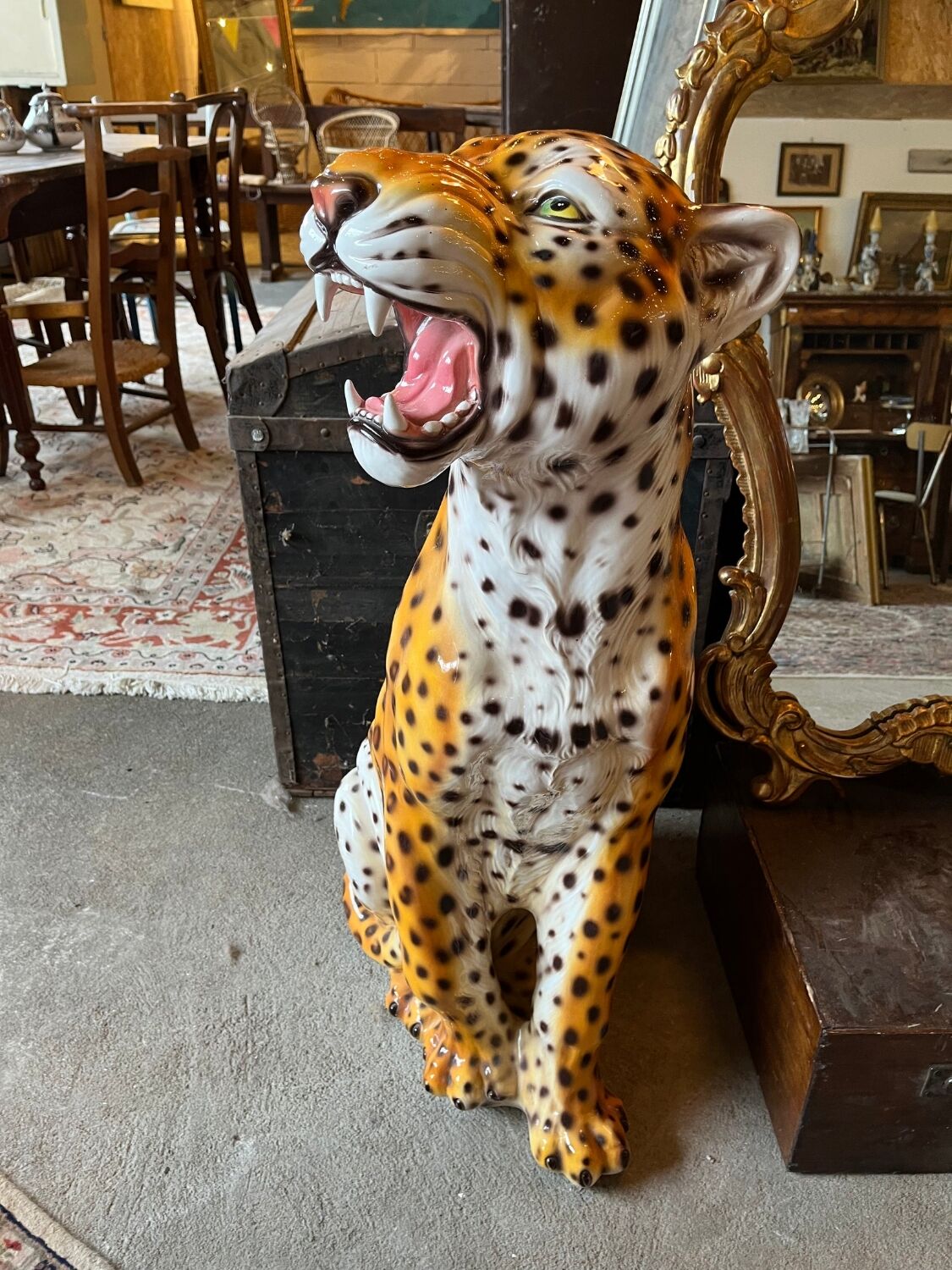 Enamelled ceramic leopard