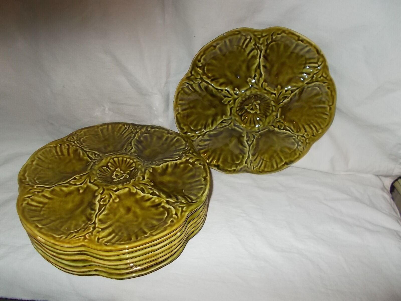 Set de 8 assiettes à coquillages ou huitres faïence de Gien
