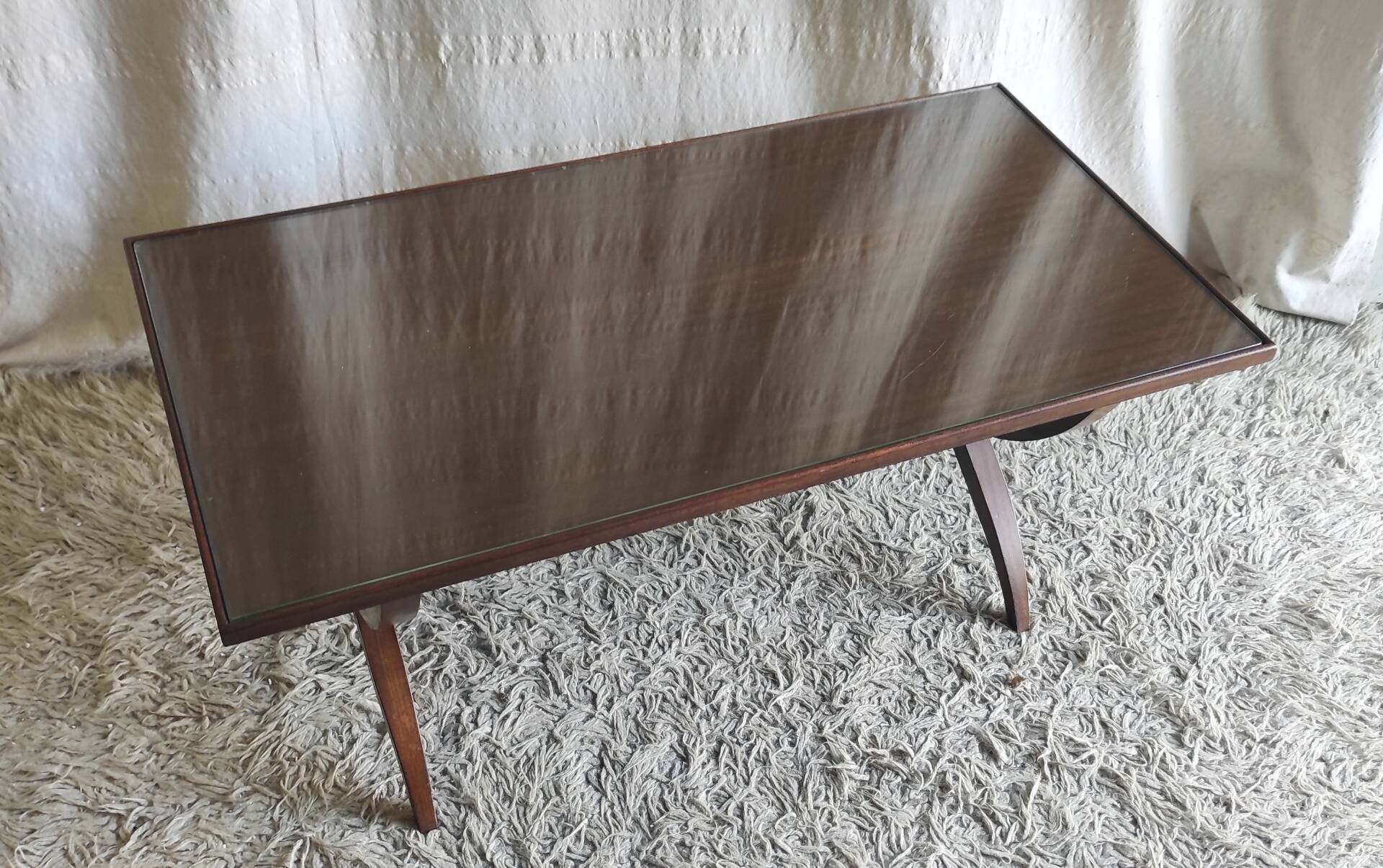 Table basse en bois massif style anglais - mid. XXeme