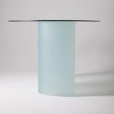 Oval glass table