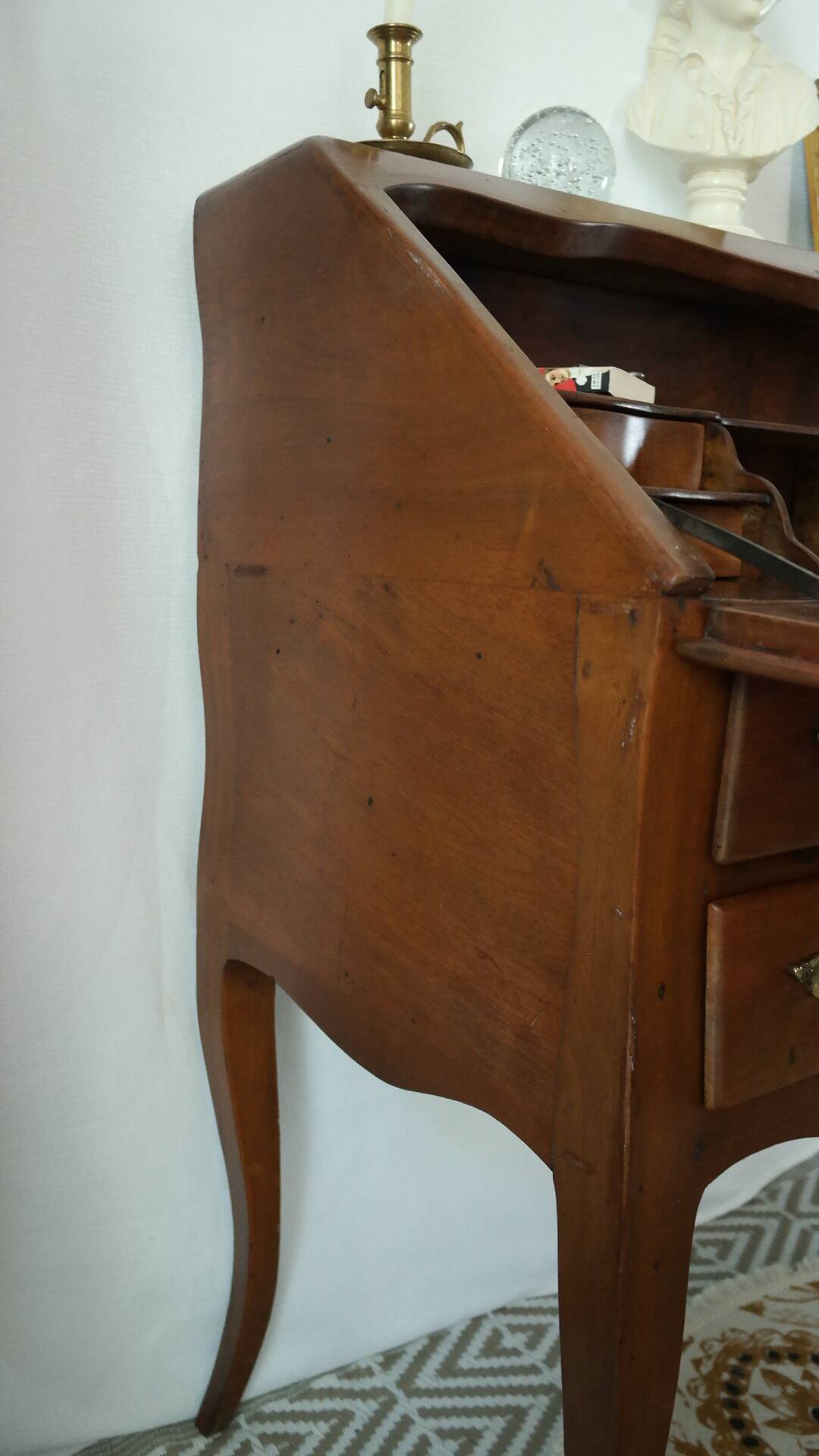 Louis XV style sloped secretary, 18th century.