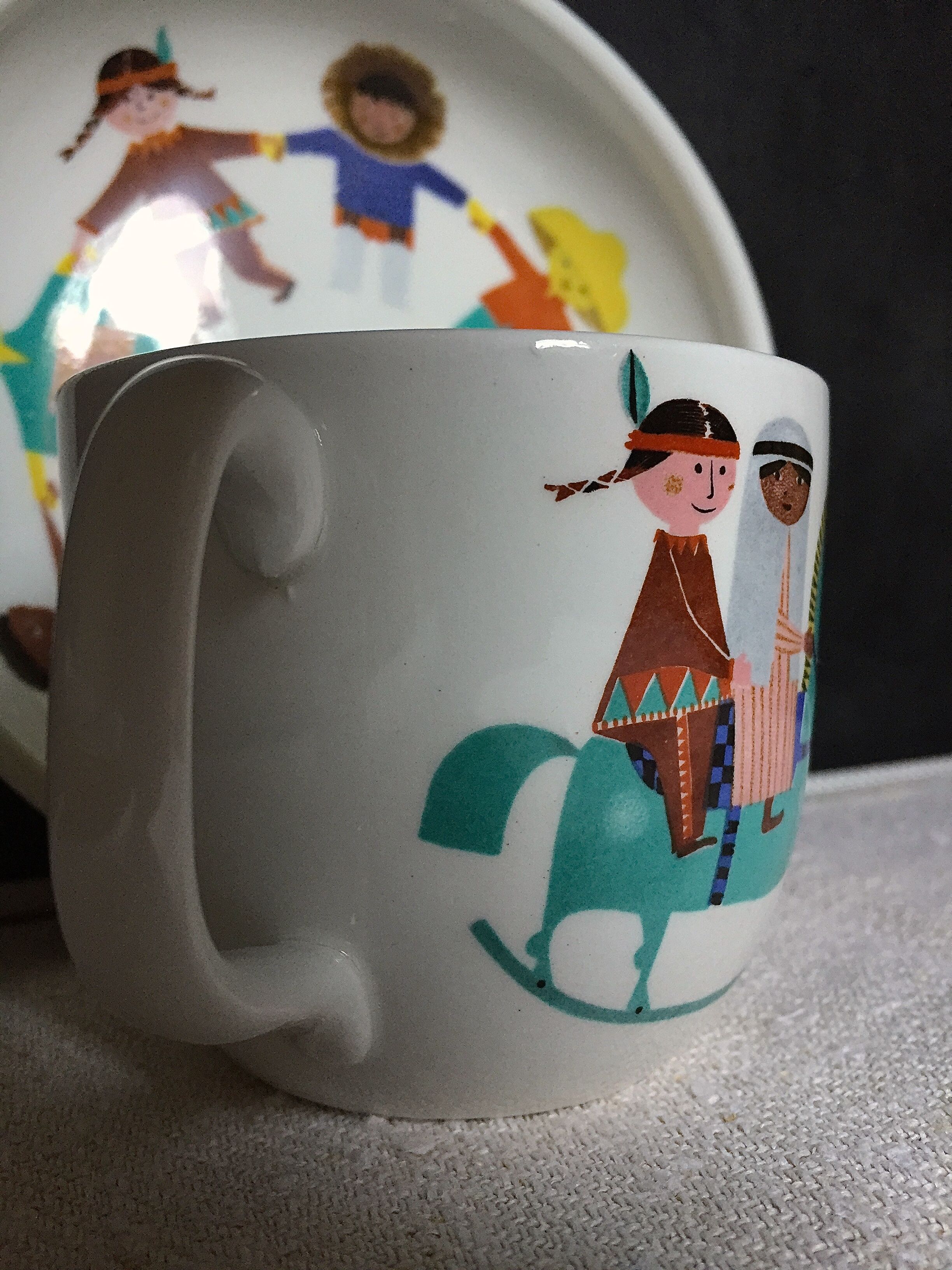 Children's dishes or birth gift Plate and bowl Utan gränser gustavsberg vintage design scan