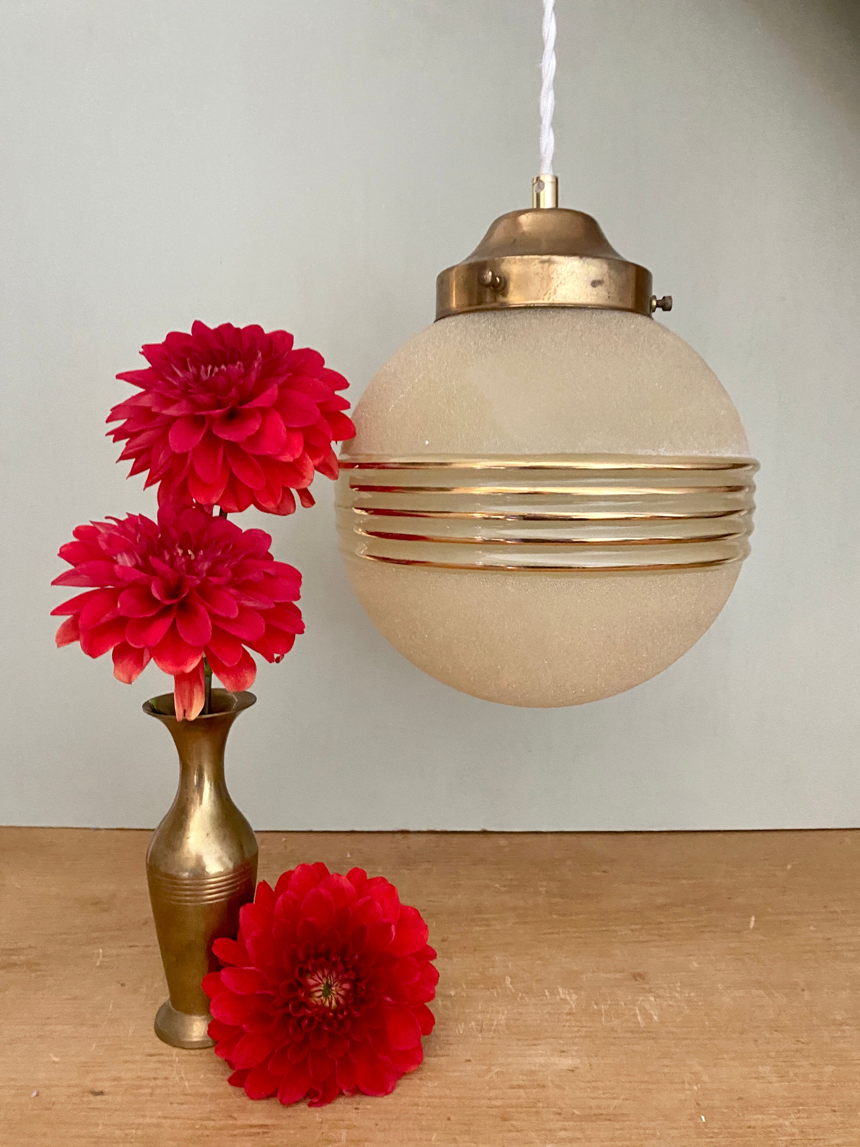 Vintage art deco globe pendant lamp in yellow and gold granite glass