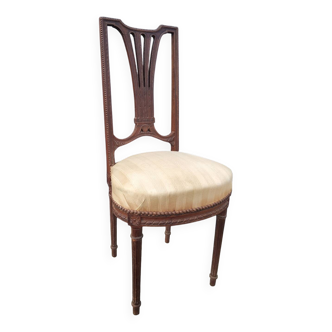 Chaise style Louis XVI
