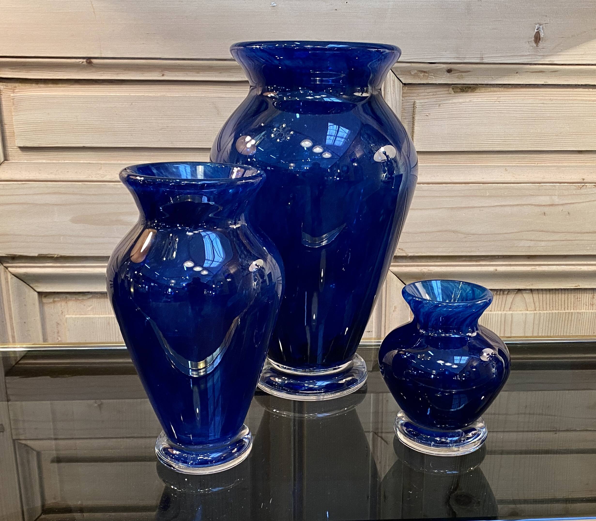 Daum series of three vases